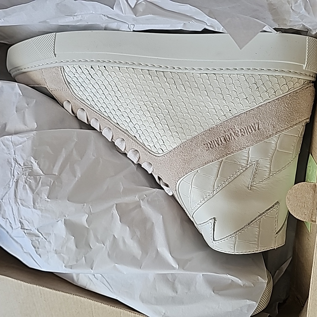 Zadig & Voltaire 100% Leather Hightop Sneakers-Women’s Size 7 / 38